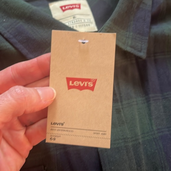 Brand new Levi’s plaid 100% cotton long sleeve shirt - Picture 4 of 14